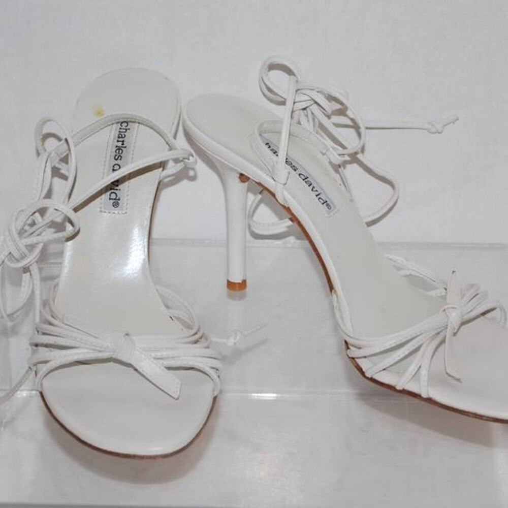 Size 9B Womens Designer High Heel Sandals - Charles David